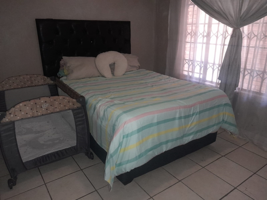 2 Bedroom Property for Sale in Rustenburg Central North West